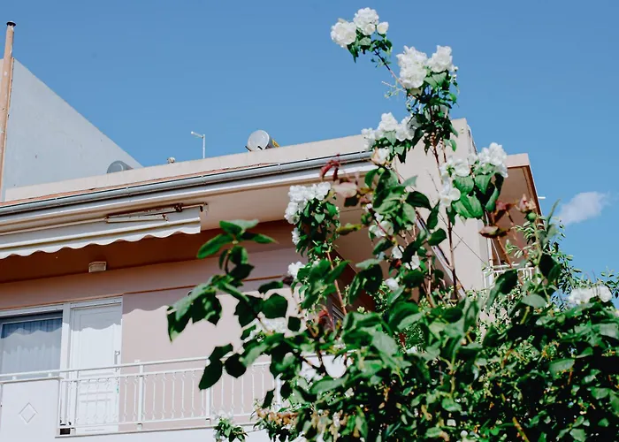 Garden View Home